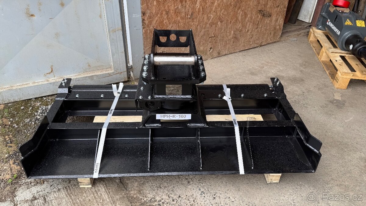 Rovnací rám s rotátorem na bagr - 2