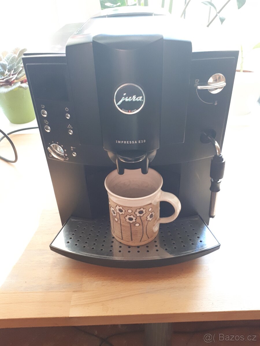JURA IMPRESSA E-10 - 2