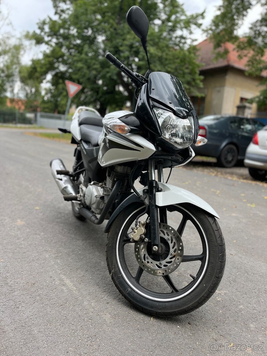 Honda CBF - 2