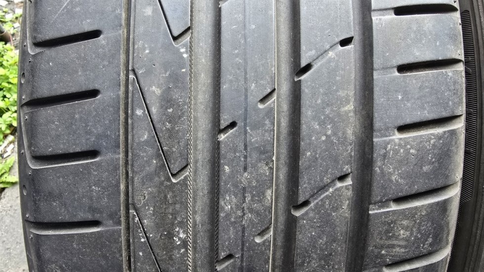 Letní pneu 225/45/17 Hankook - 2