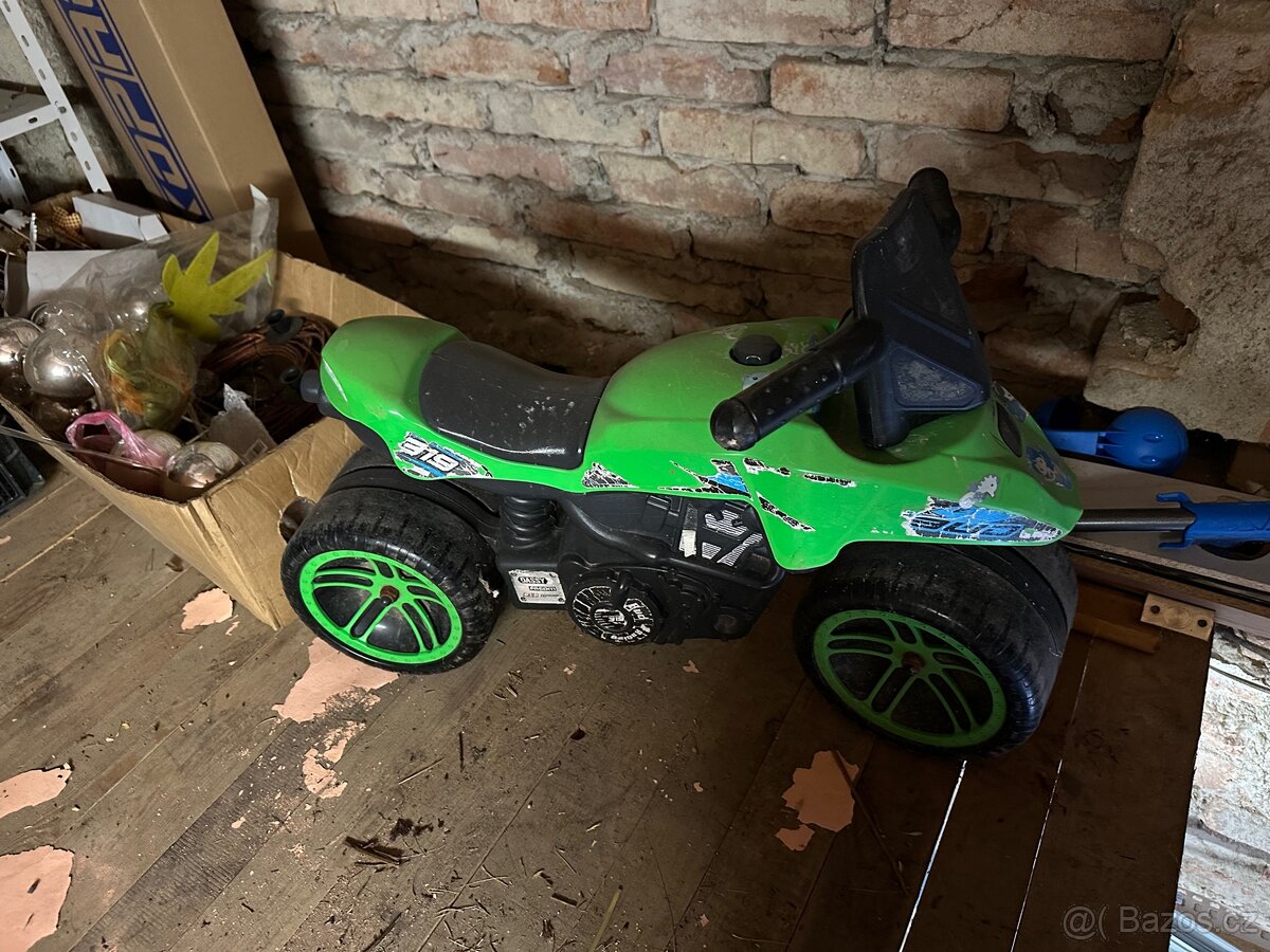 Odstrkovadlo motorka - 2