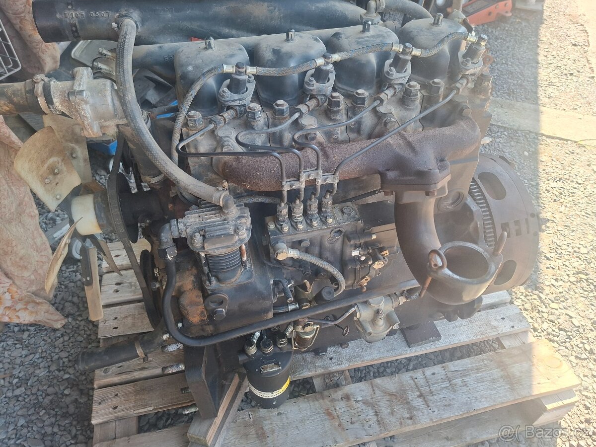 Motor zetor 6320. - 2