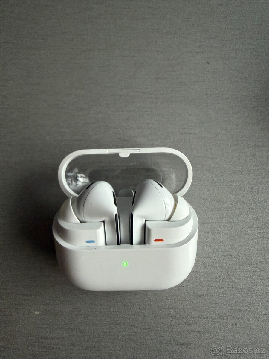 Samsung Galaxy Buds3 Pro - 2