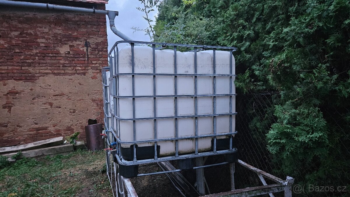 Ibc kontejnery na vodu 1000l - 2