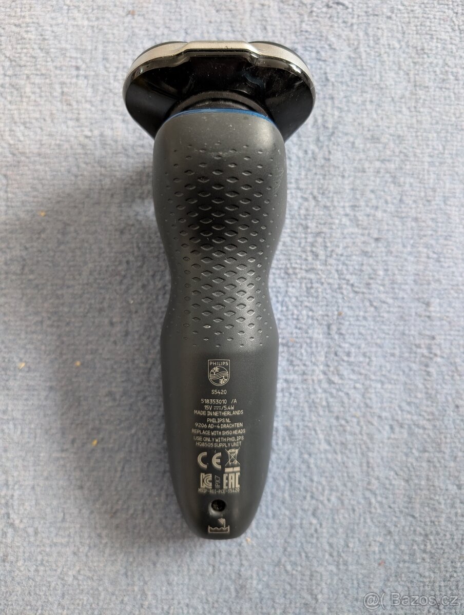 Frézkový holicí strojek Philips 5000 - 2