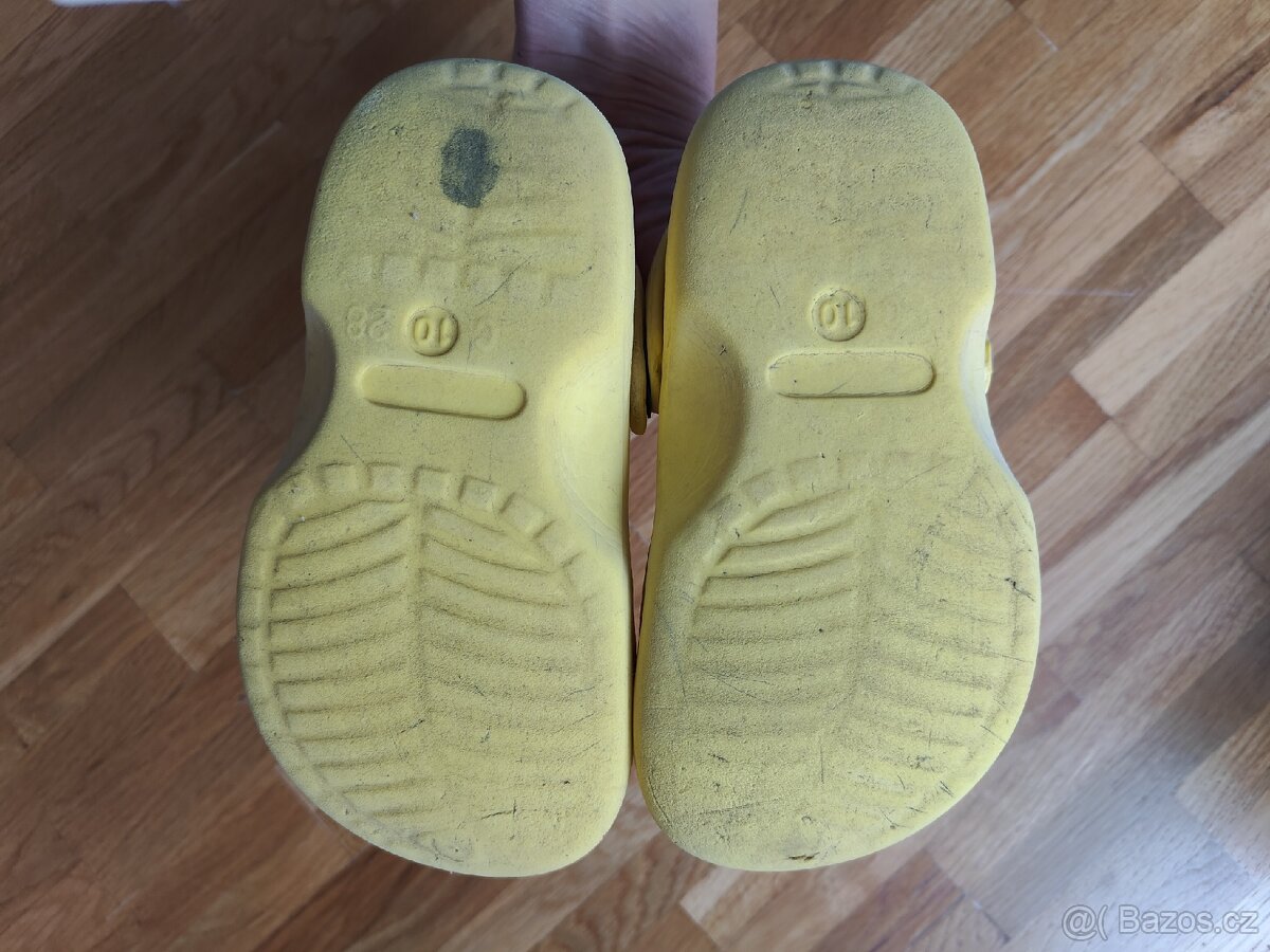 Crocsy 10 - 2
