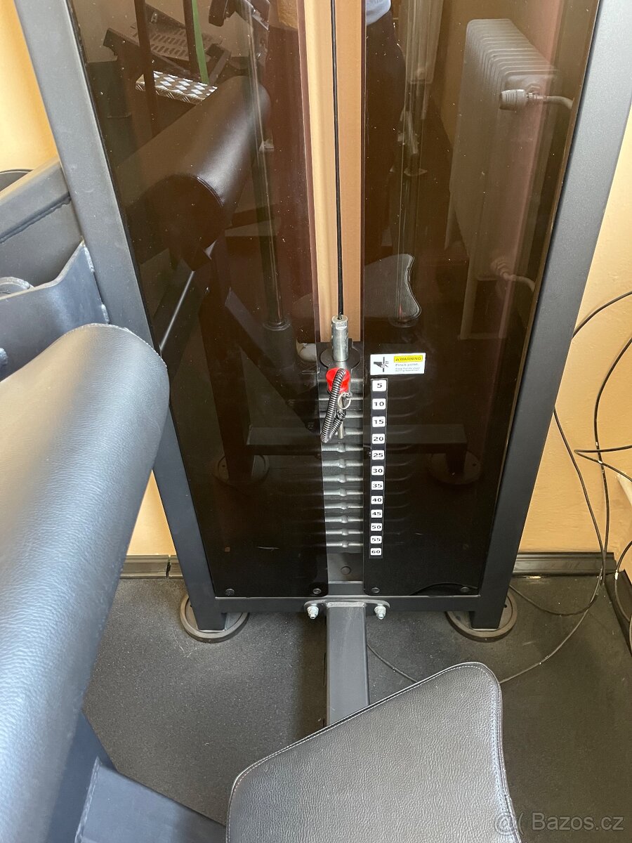 Posilovaci stroj biceps - 2