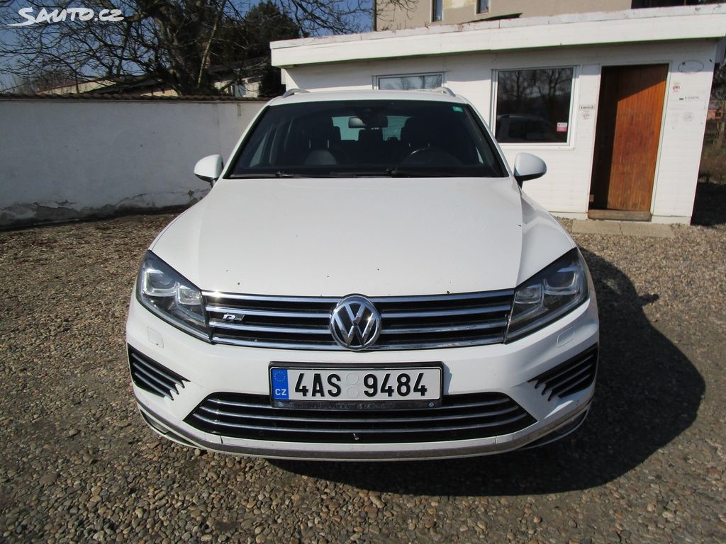 Volkswagen Touareg, 3,0TDI-V6 -193 KW -KOUPEN V ČR - 2