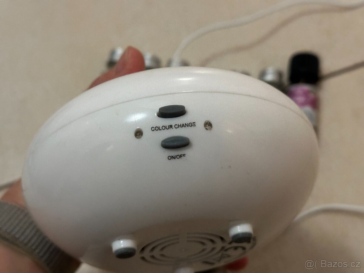 LED USB difuzér – zvlhčovač, světlo a aroma + olejí. Použitý - 2