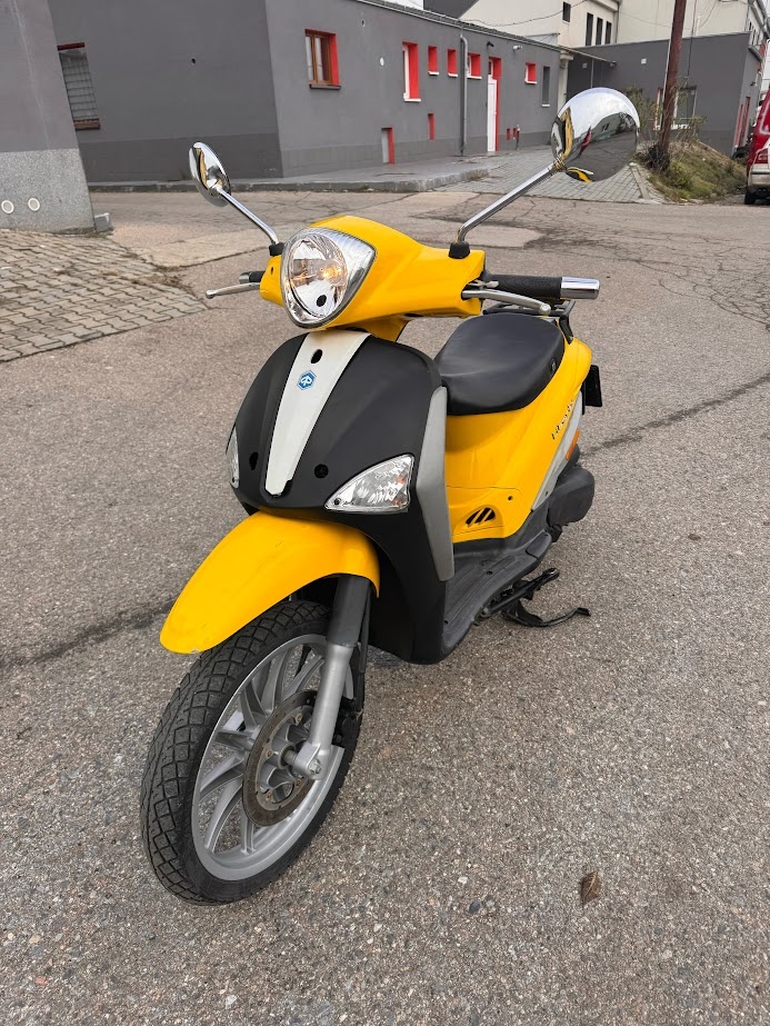 2010 PIAGGIO LIBERTY 50 ccm 4T, naj. 9500 km - 2