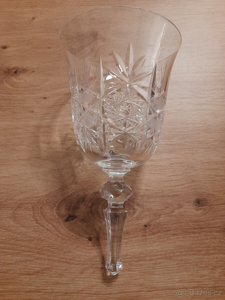 Broušený skleněný zvon, upadené srdce - 2