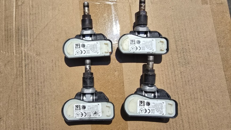 Snímač kola Mercedes - 2