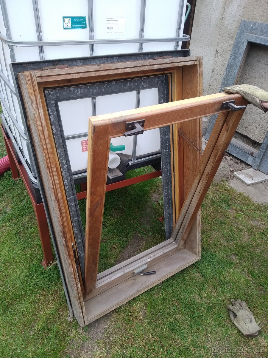 střešní dřevěná - 2