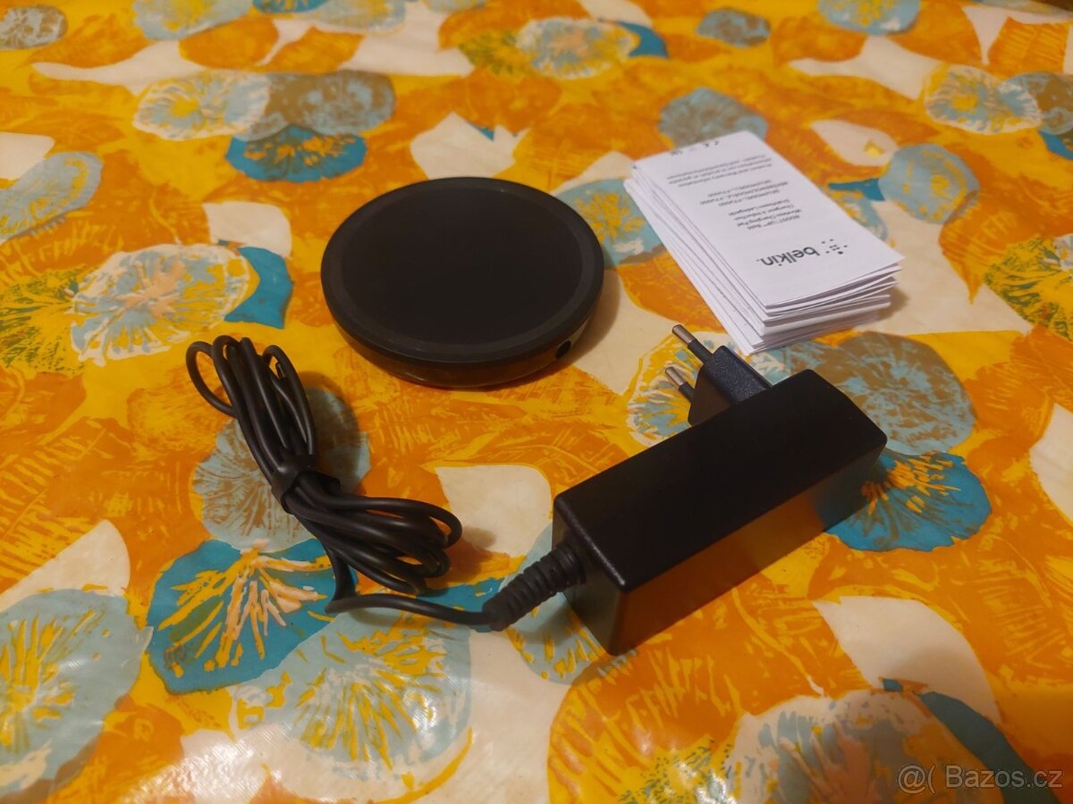 Bezdrátová nabíječka Belkin Boost Up Bold Qi černá - 2