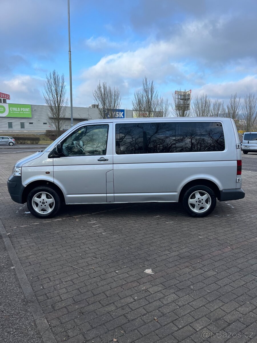 VW T5 1.9 TDi 77 kW Klima 5 mist - 2