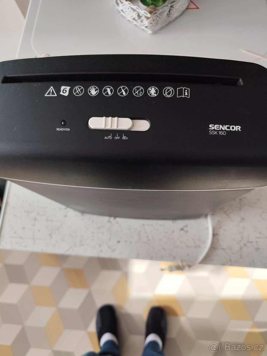 Skartovačka papíru - 2