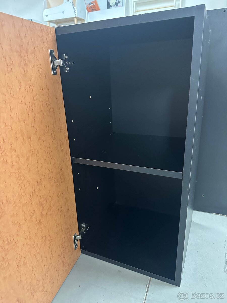 Skříňka – skladem - 2