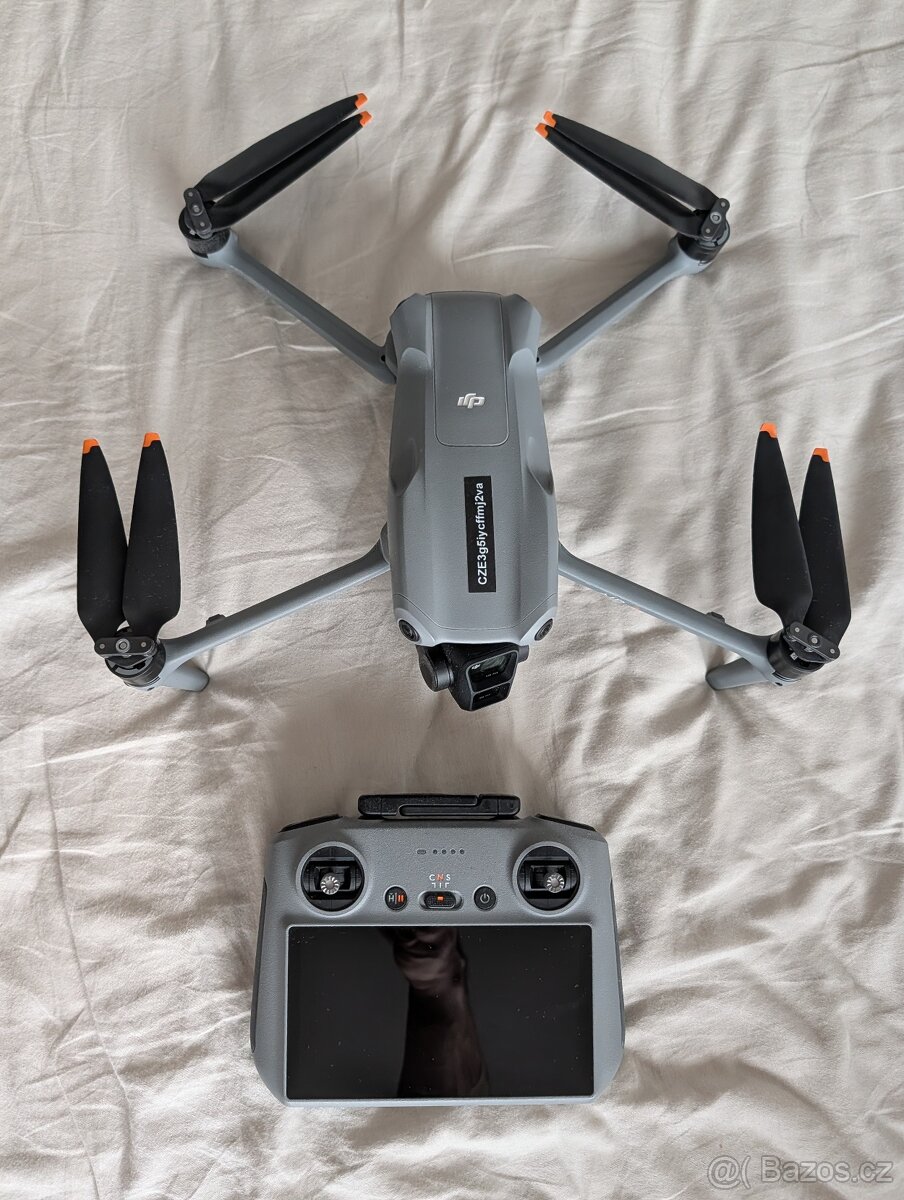 DJI Air 3 Fly More Combo (RC-2) - 2