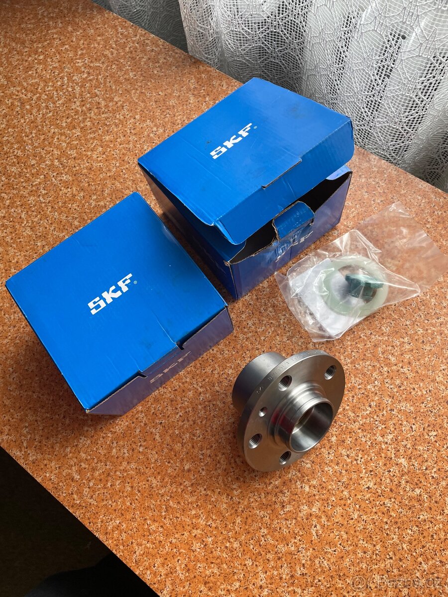 SKF - 2x náboj předního kola - 2