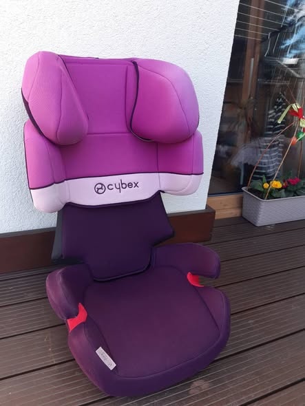 Prodám autosedačku - dívčí - 2