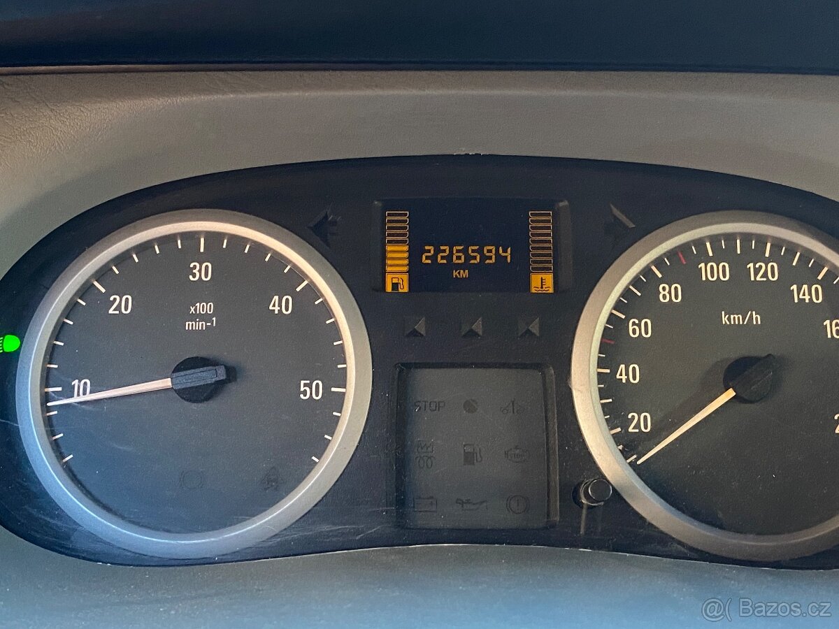 Opel Vivaro 2.0 CDTi r.v.2007 - 2