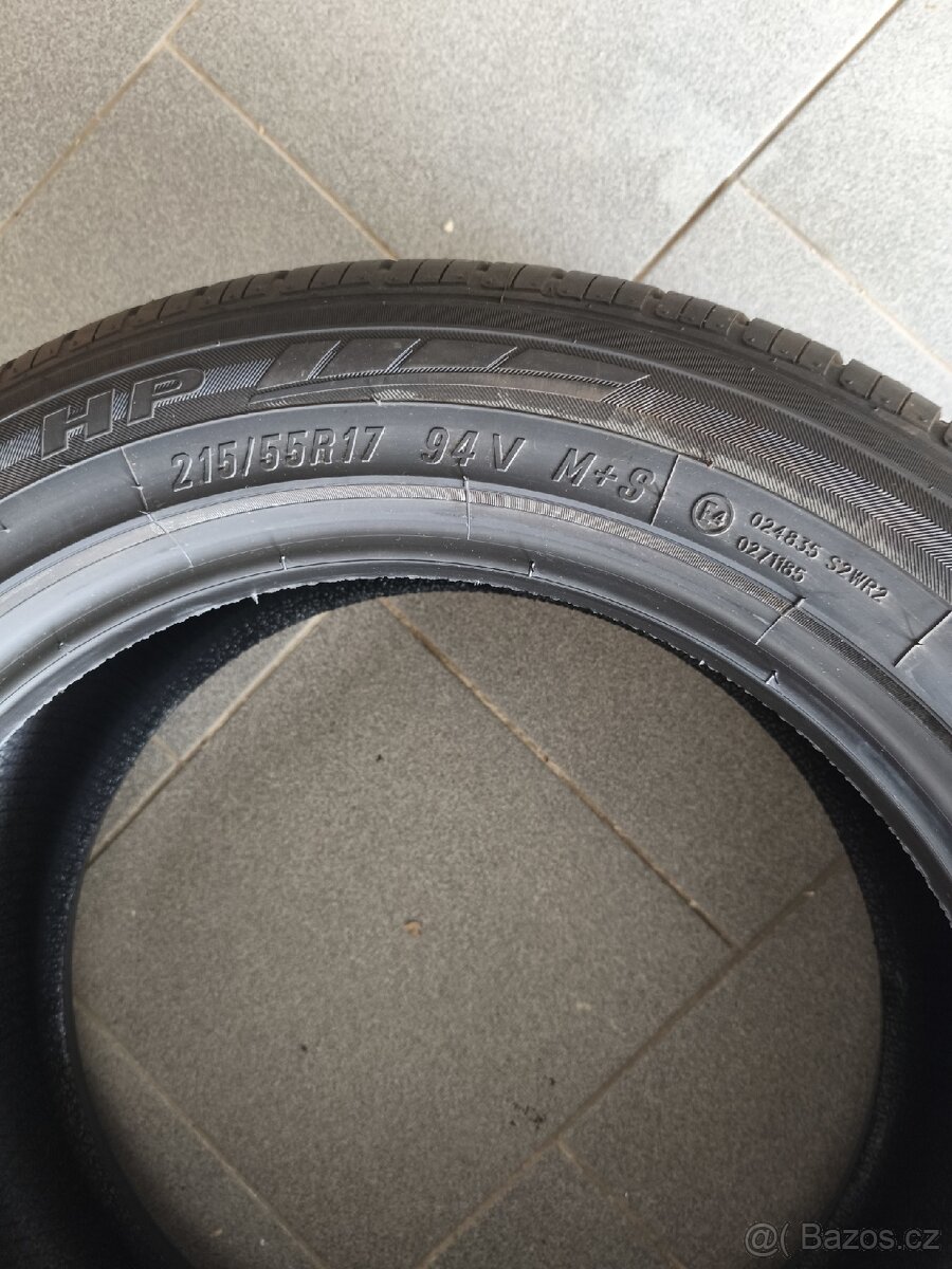 Letní pneu 215 55 r17 94v - 2