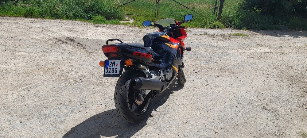 Honda CBR600F - 2