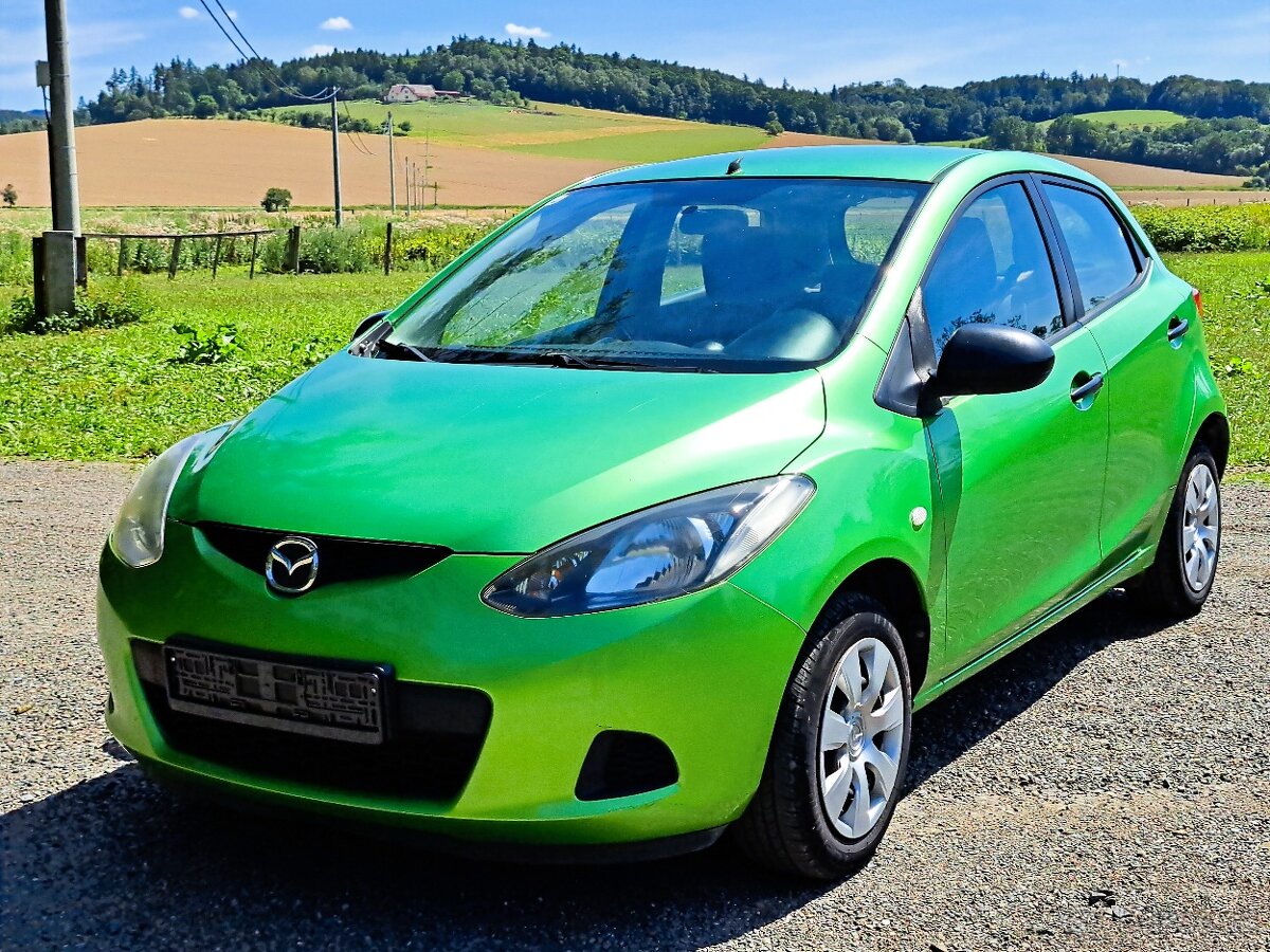 Mazda 2 1.3i 55kw,r.v.2010,po STK - 2