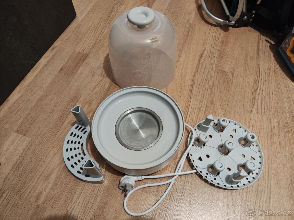 Sterilizátor na dětské lahvičky - 2