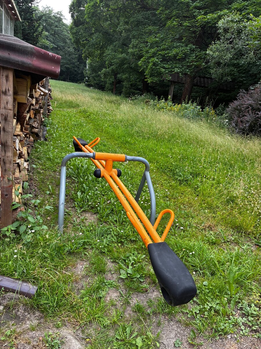 Prodam cirkularku kolibku a houpacku - 2