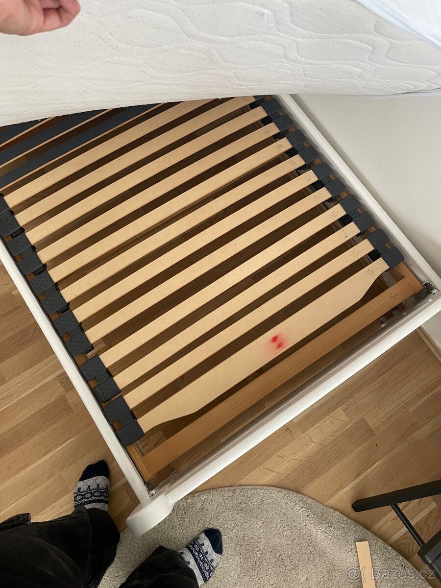 Postel 90x200 (+ matrace a rošt) - 2