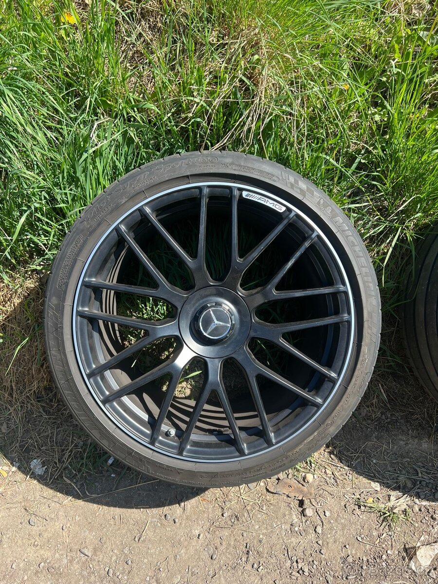 amg kola předek r19 zadek r20 - 2