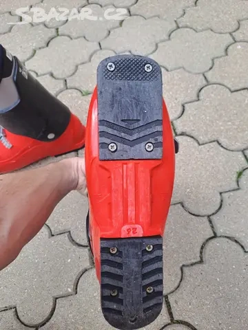 Dětské lyžáky a hůlky - 2