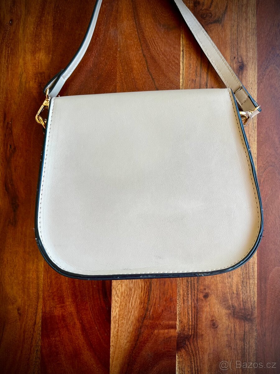 Crossbody kabelka krémově bílá - 2