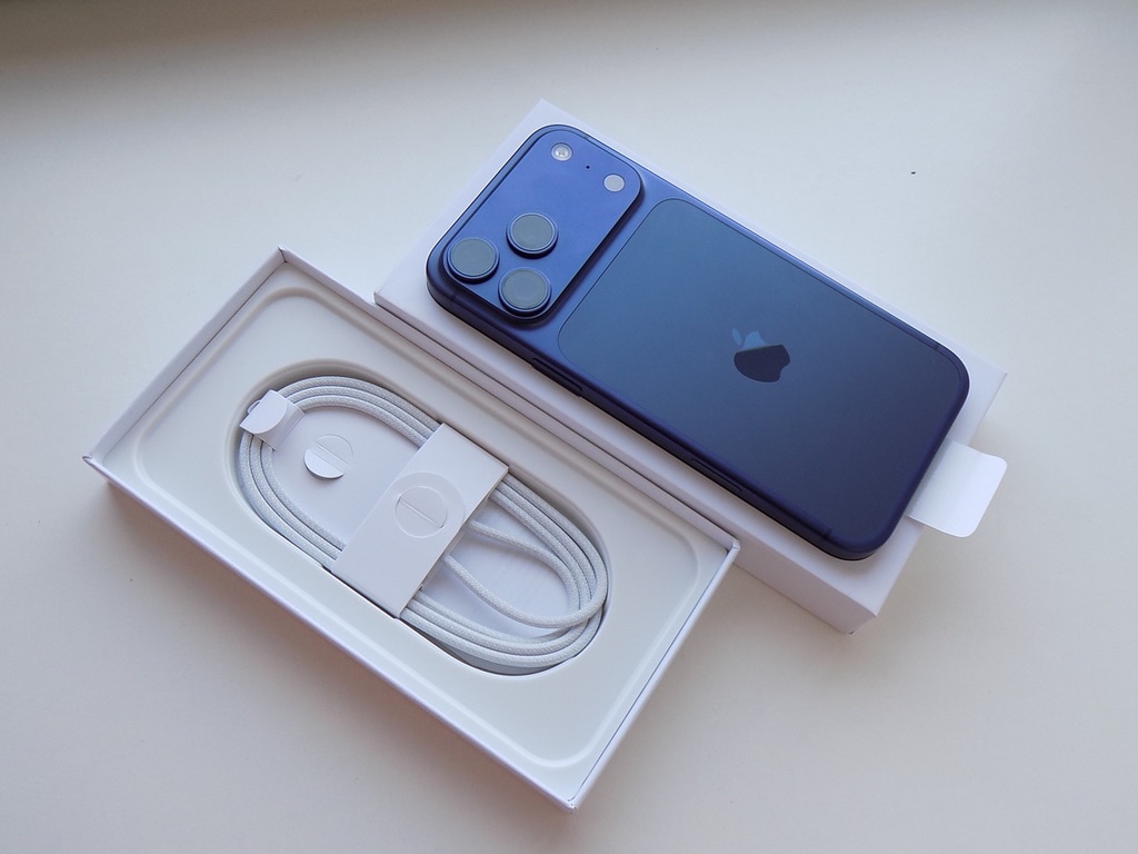  Apple iPhone 17 Pro MAX 256GB Temně modrý - ZÁRUKA - 2