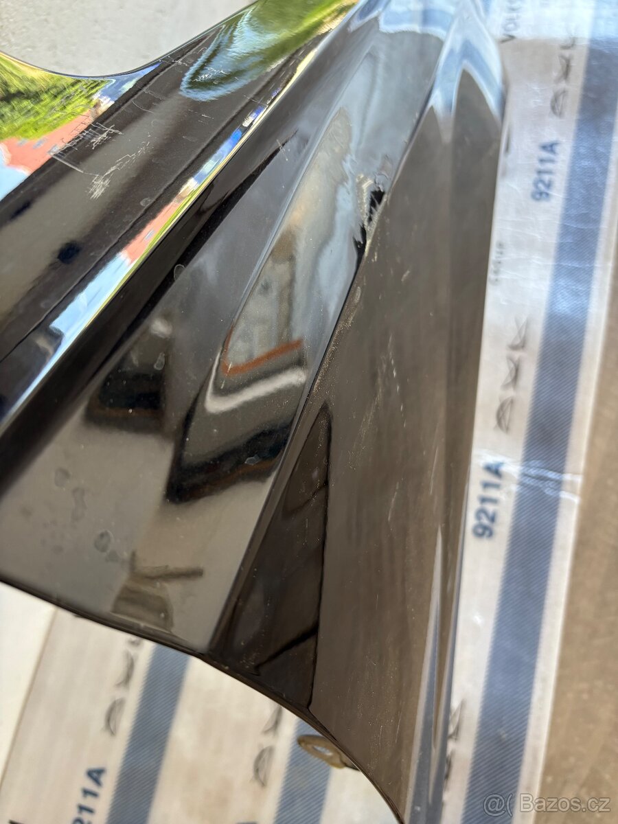 Audi Q7 pravý blatník 4M0 - 2