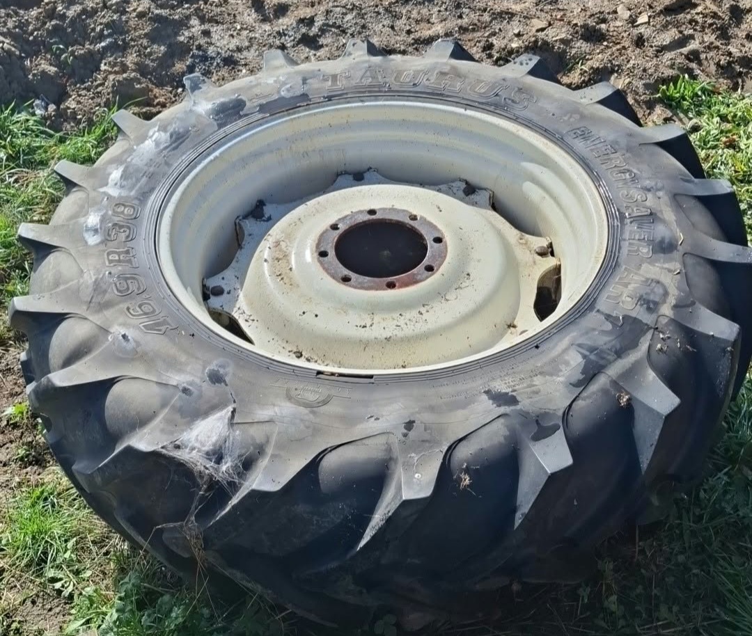 Predam pneumatiky TAURUS 16.9 r 38 - 2