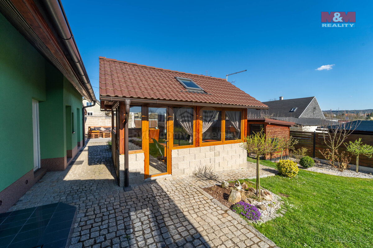 Prodej rodinného domu, 220 m², Strašice - 2