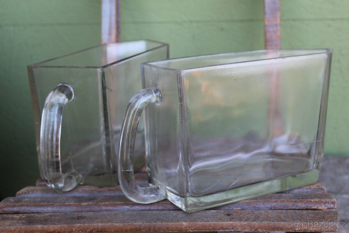 Skleněné šuplíky - 2