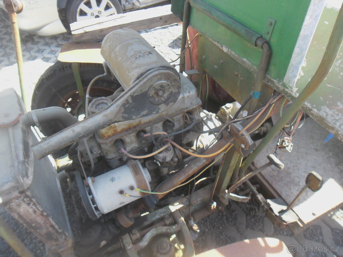 Motor a převodovka Octavie-Felicie - 2