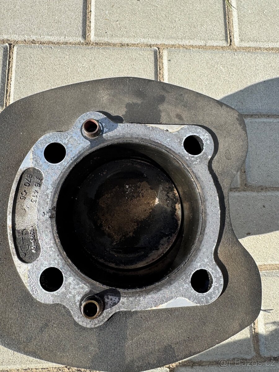 Písty a válce 96 Harley Davidson - 2