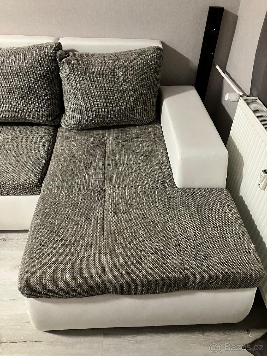 Rozkládací gauč s úložným prostorem - 2