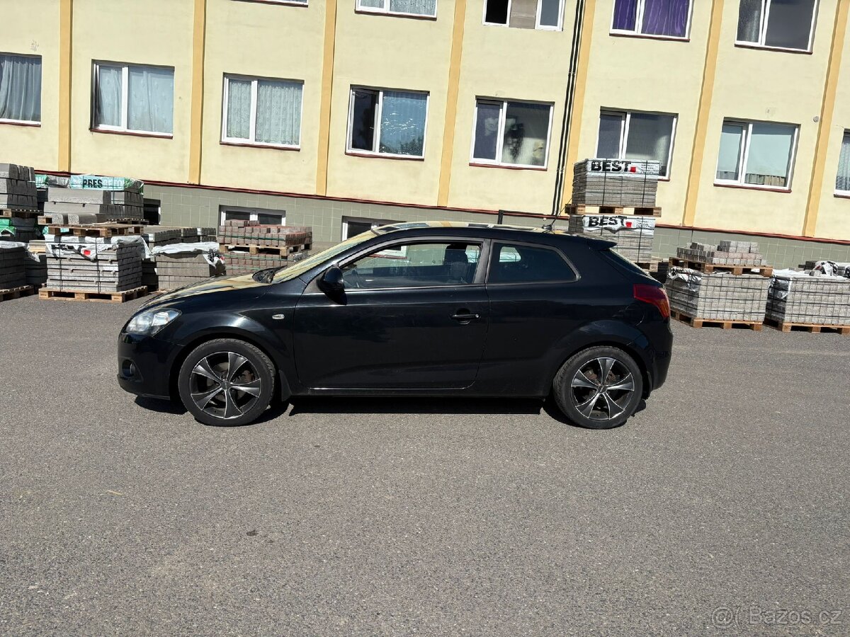 Kia ceed sport coupe 1.6CRDi - 2