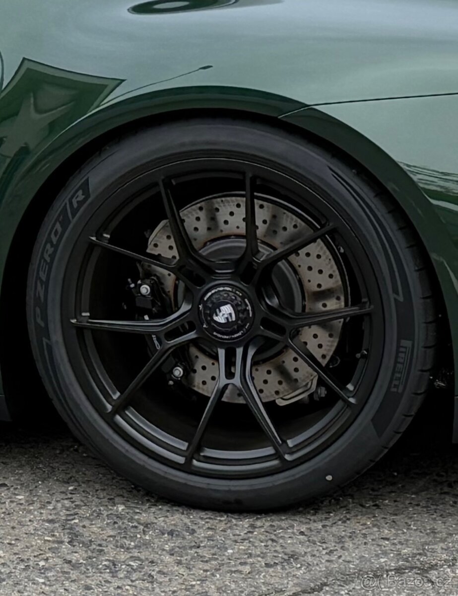 Porsche GT3992.2 kompletní sada kol - 2