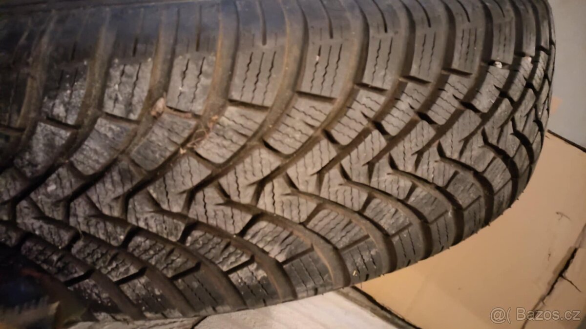 oem kola jeep 16" 5x114.3 + zimni pneu - 2