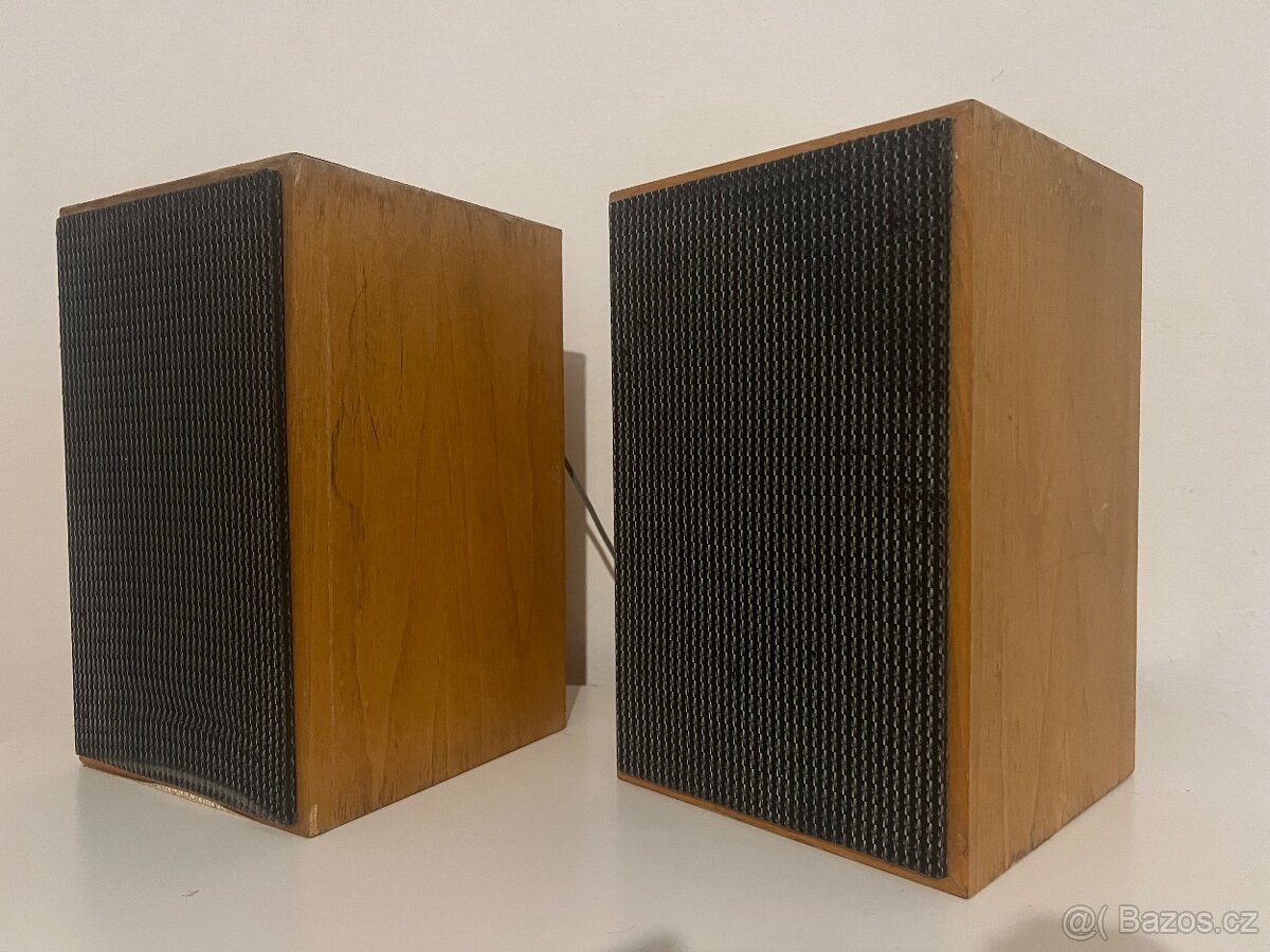 Gramofon s reproduktory značky Tesla - 2