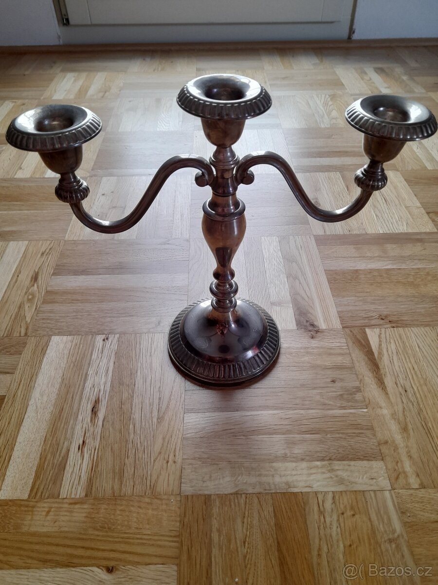 Svícen art deco - 2