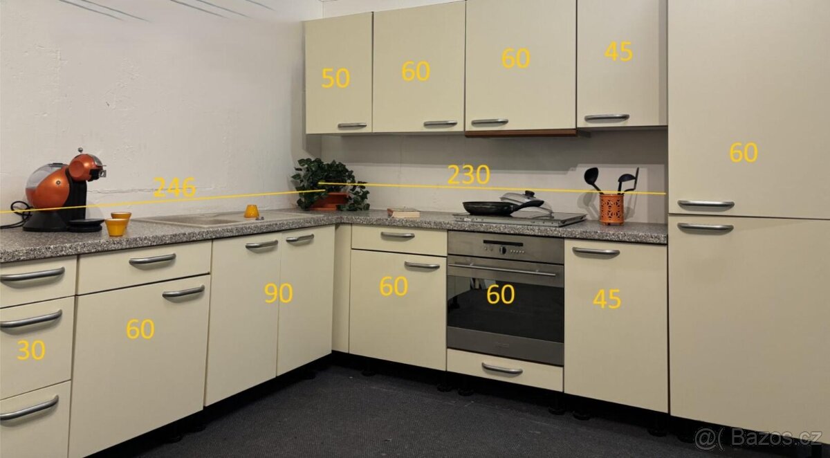 Nadčasová kuchyně LEONA - 2