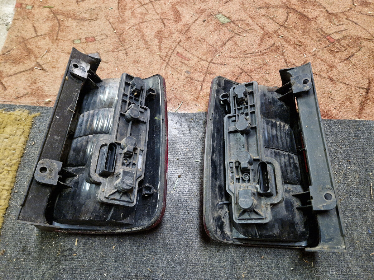 vw caddy zadní světla - 2