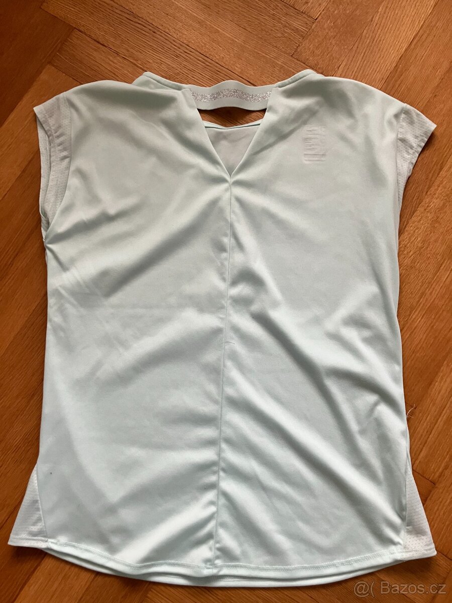 Dívčí funkční tričko vel. S - 2